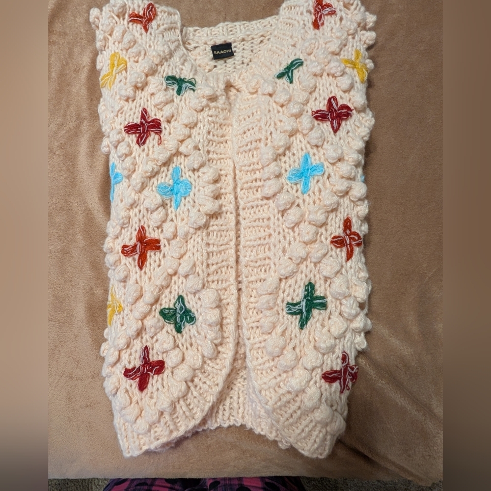 Brand New Sacchi Knit Popcorn Cardigan with Embroidered Accents NWOT - Picture 7 of 8